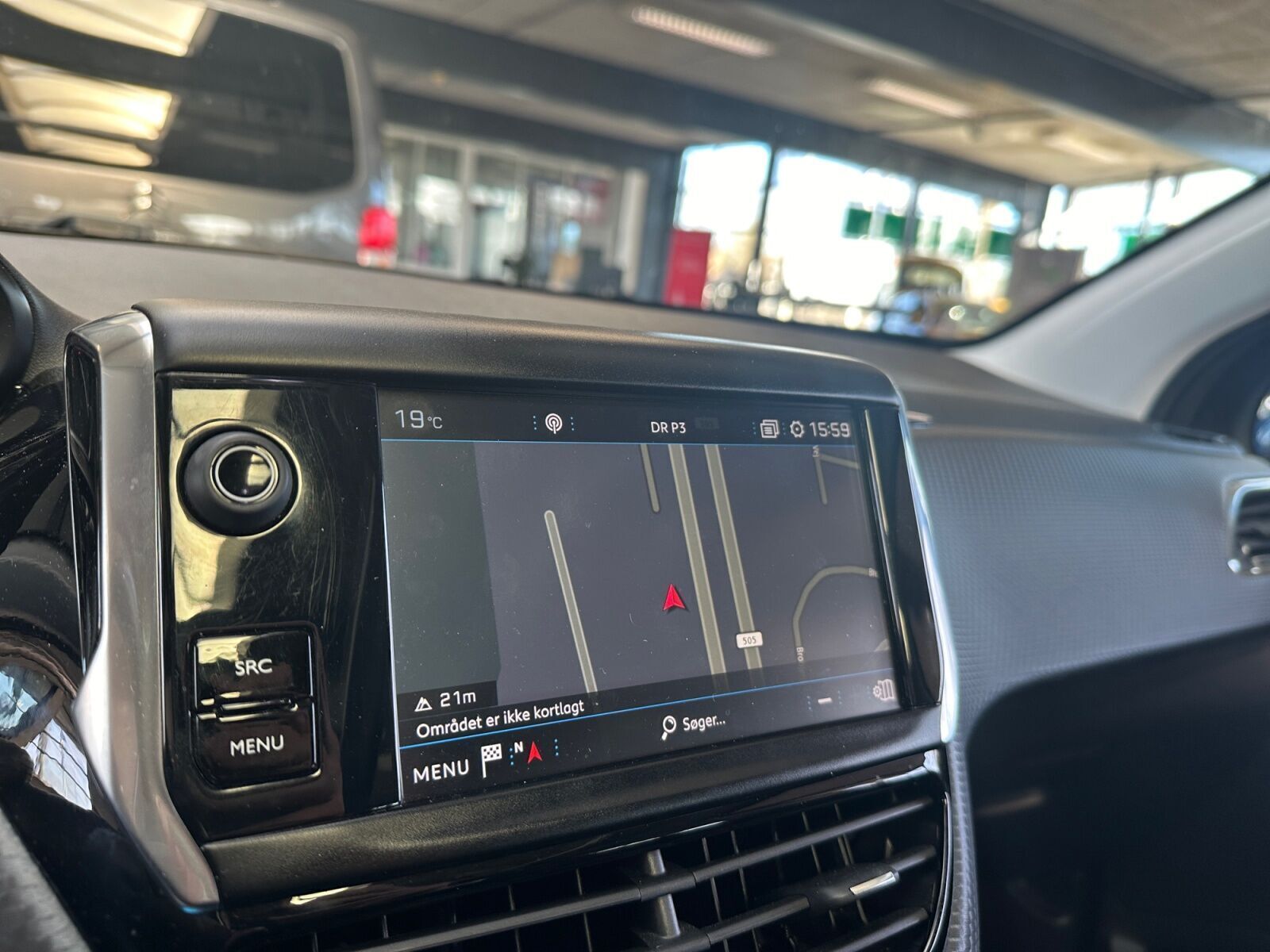 Grå Peugeot 208 fra 2019