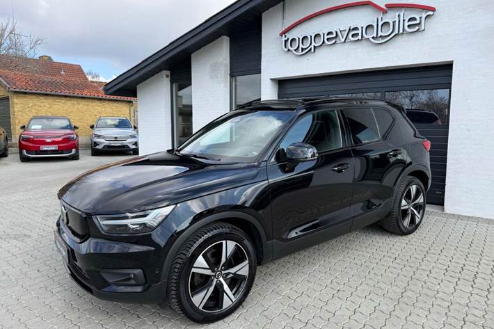 Sort Volvo XC40 fra 2022