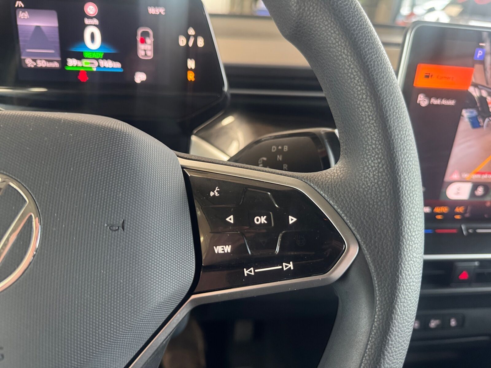 Blå VW ID.Buzz fra 2025