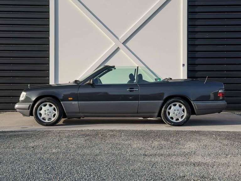 Mercedes E220 2,2 Cabriolet