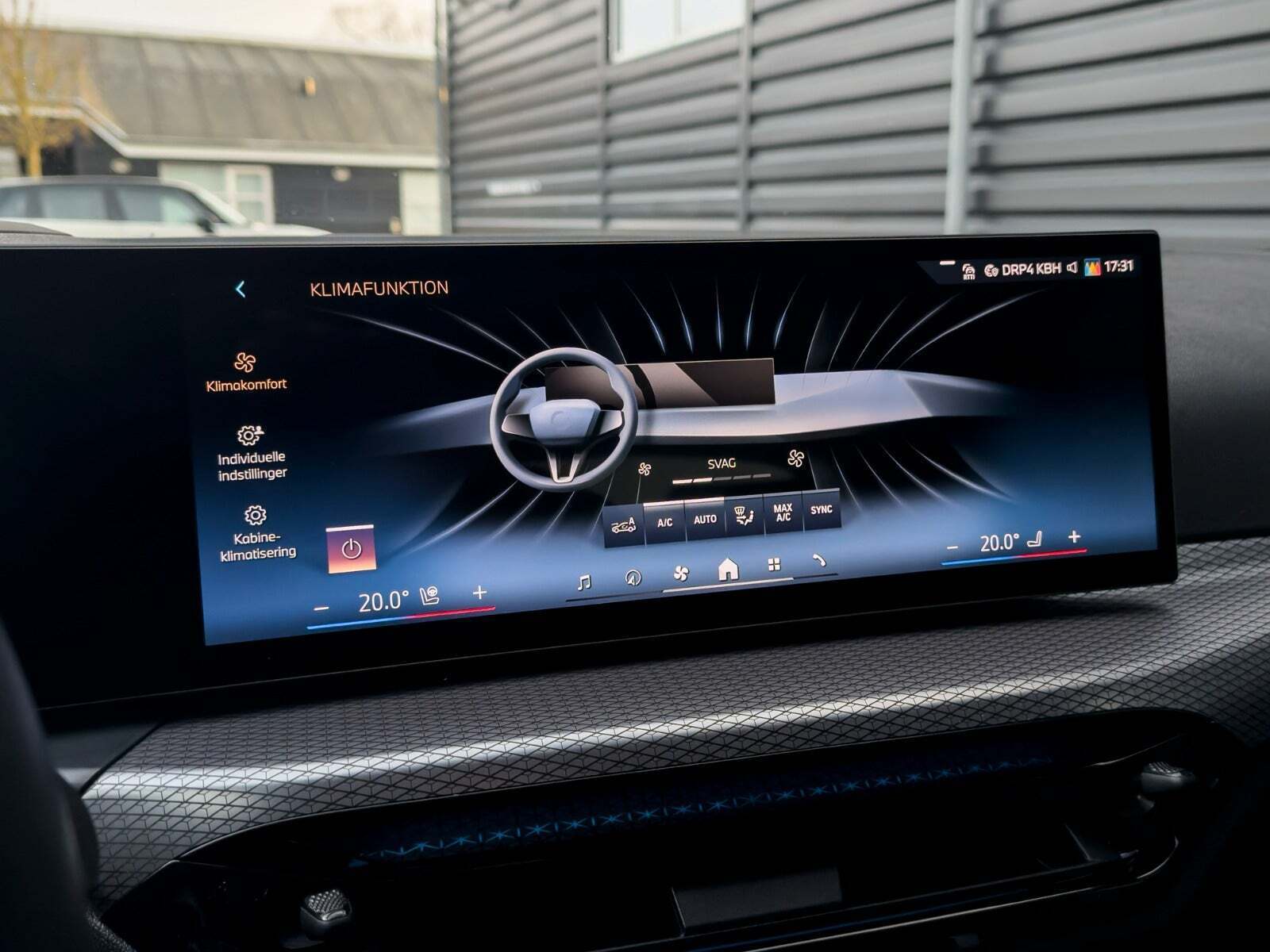 Sort BMW i4 fra 2025