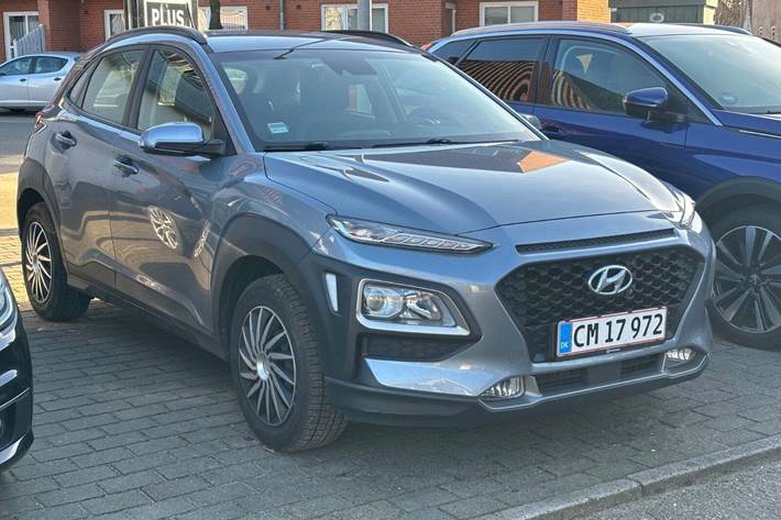 Blå Hyundai Kona fra 2018