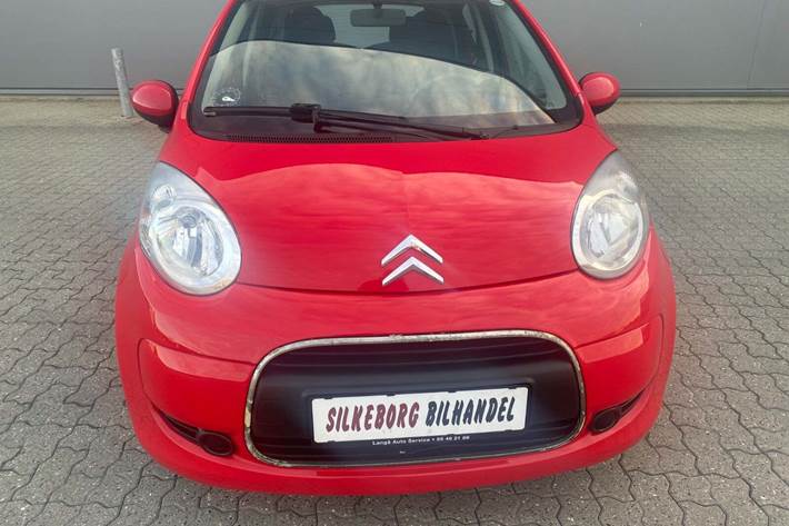 Rød Citroën C1 fra 2010