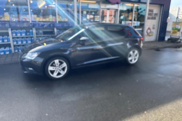 Sort Seat Leon fra 2014