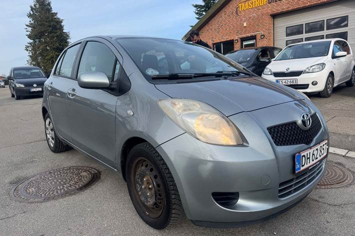 undefined Toyota Yaris fra 2006