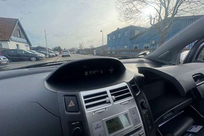 undefined Toyota Yaris fra 2006