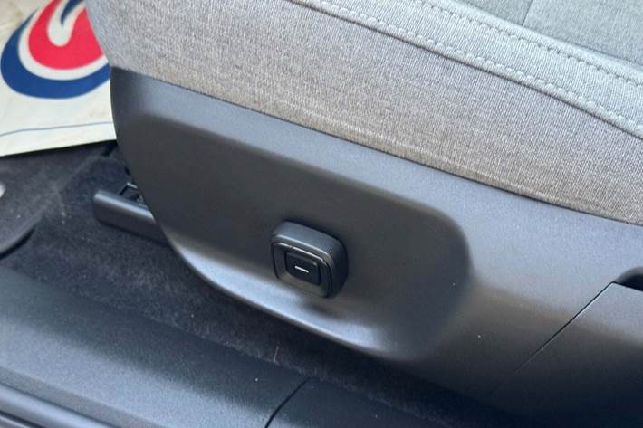 Hvid Volvo EX30 fra 2024