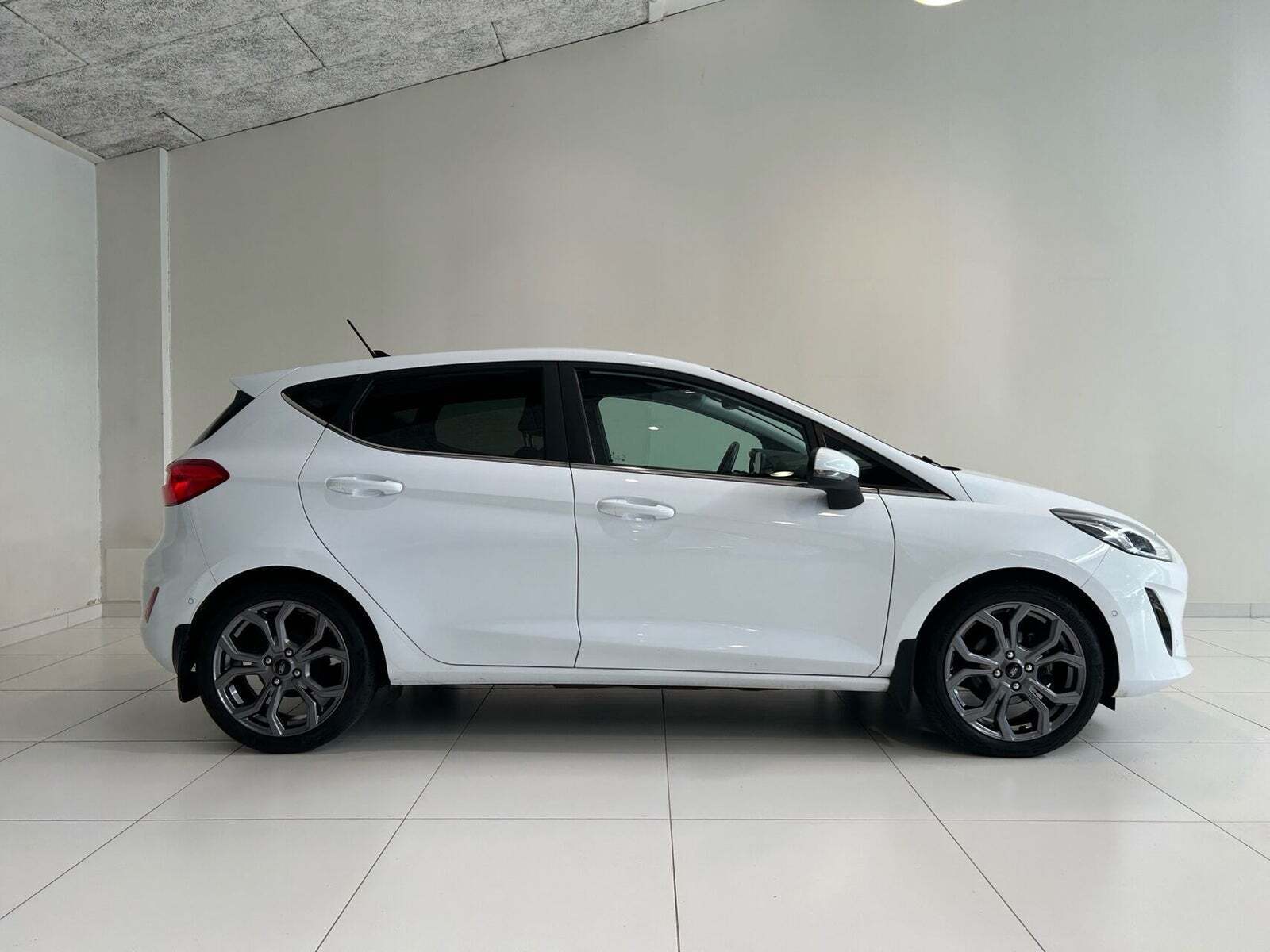 Ford Fiesta 1,0 EcoBoost mHEV Titanium