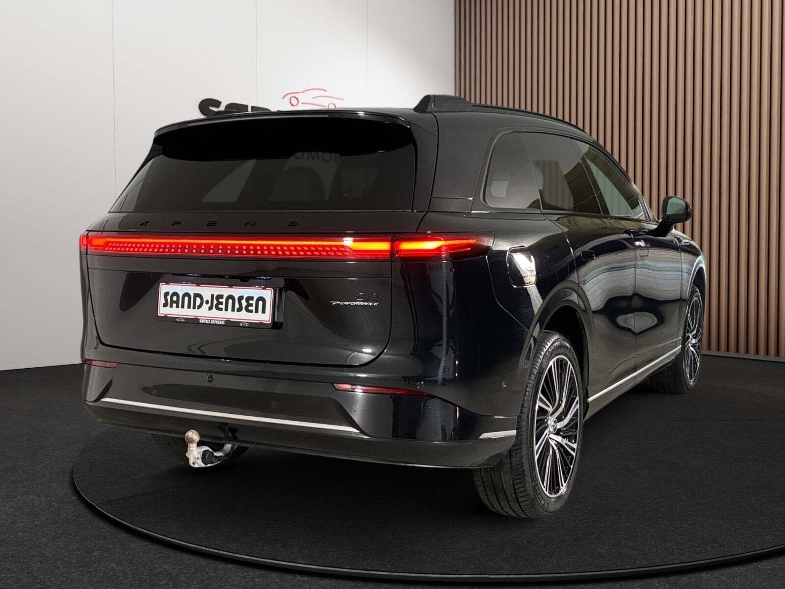 Xpeng G9 Performance