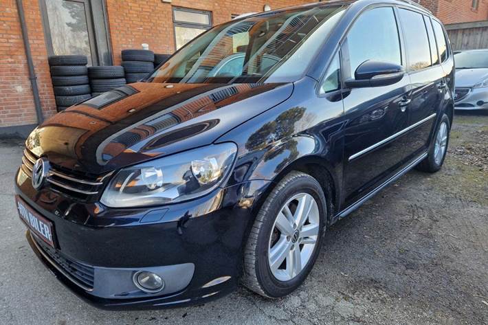 Sort VW Touran fra 2014