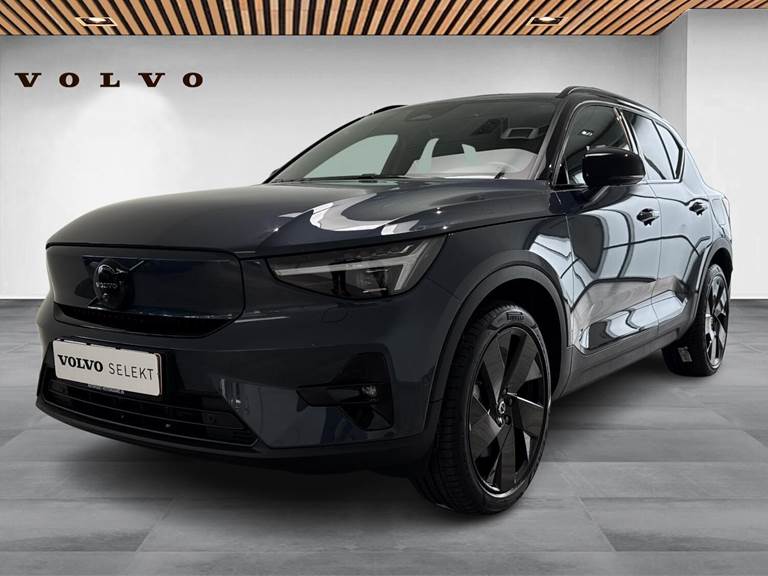 Volvo EX40 Extended Range Black Edition