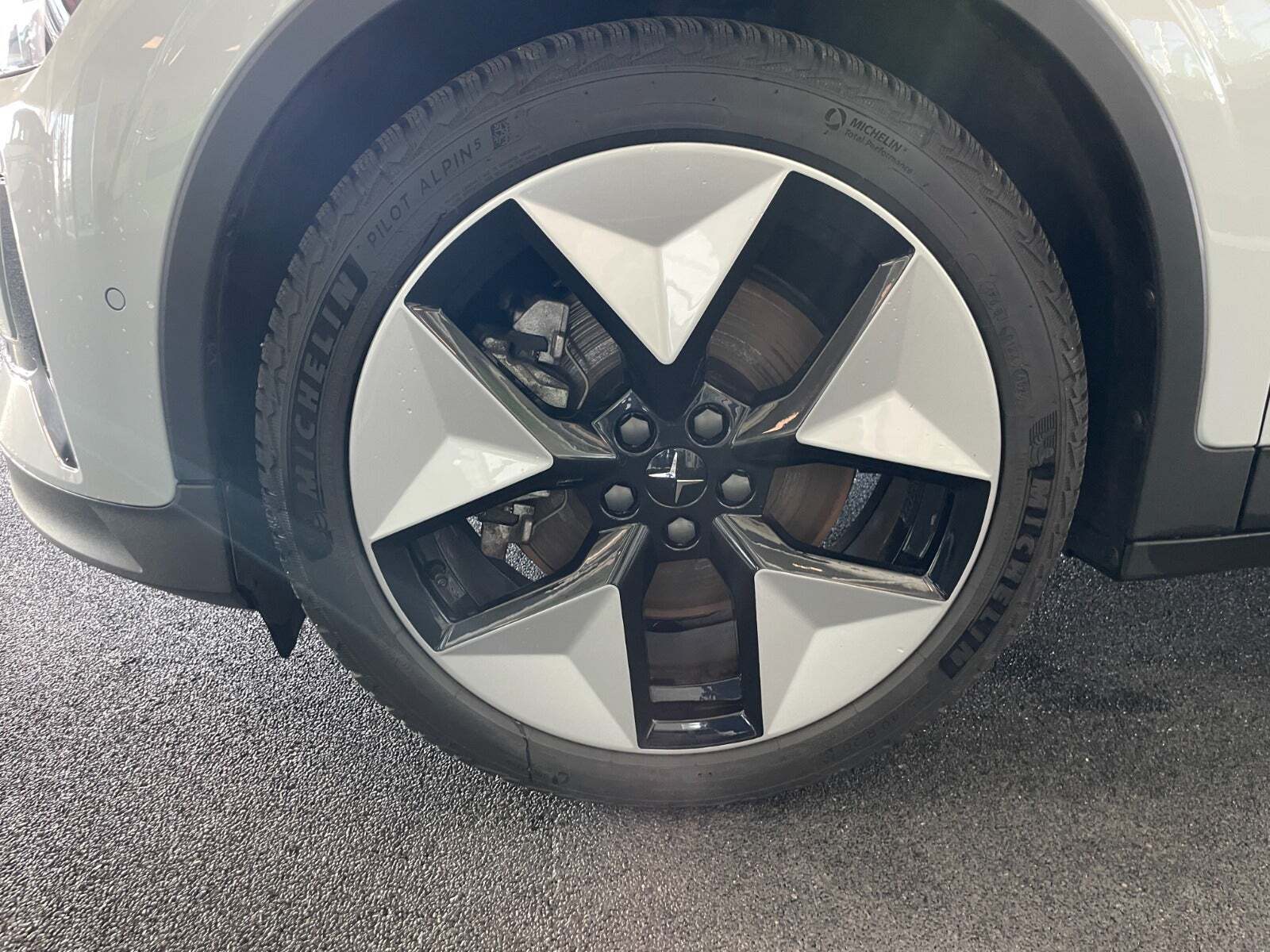 Polestar 2 Long Range