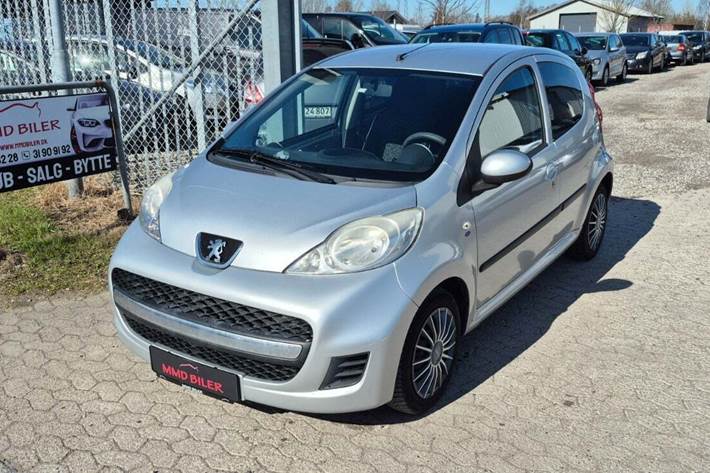 undefined Peugeot 107 fra 2012