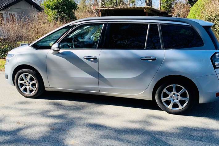 Grå Citroën Grand C4 Picasso fra 2014