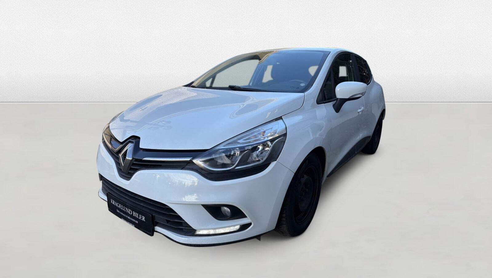 Grøn Renault Clio IV fra 2017