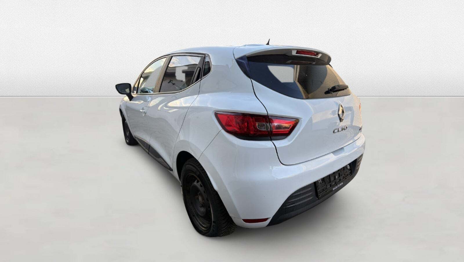 Grøn Renault Clio IV fra 2017