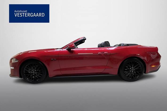 Rød Ford Mustang fra 2022