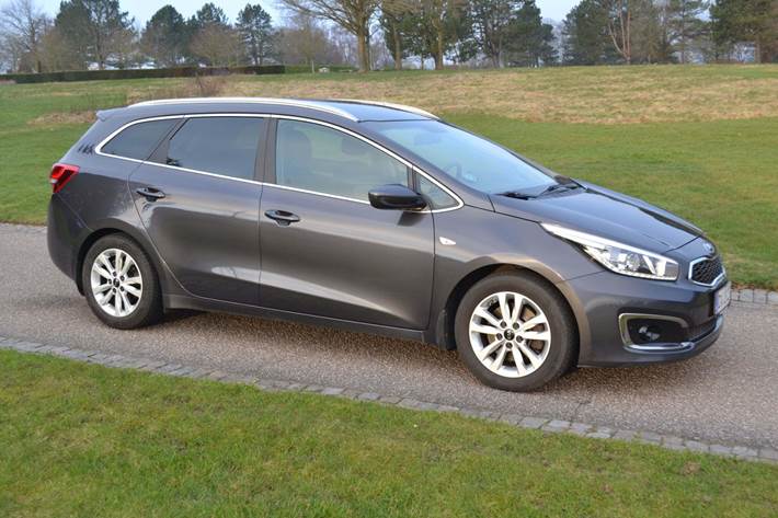 Grå Kia Ceed fra 2016