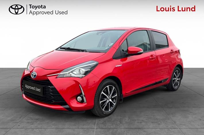 Rød Toyota Yaris fra 2020