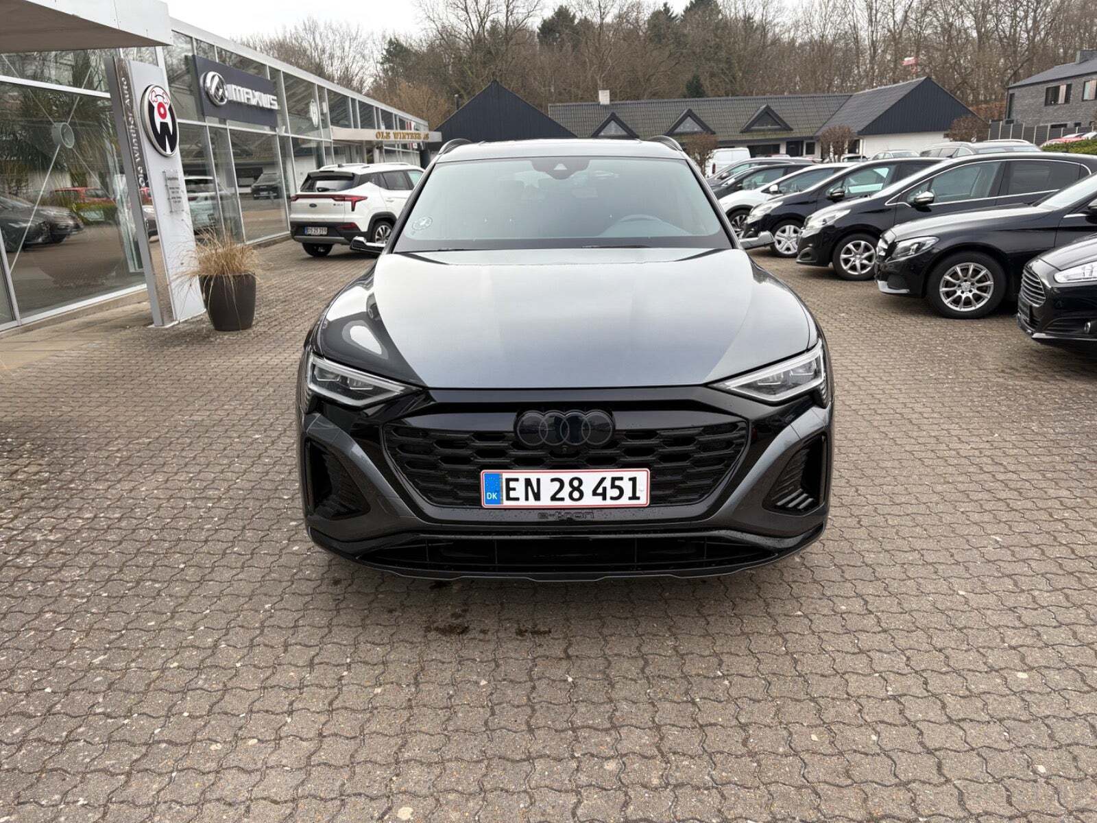 undefined Audi Q8 e-tron fra 2023 set udefra