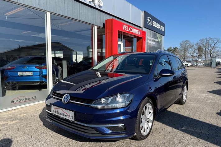 Blå VW Golf VII fra 2020