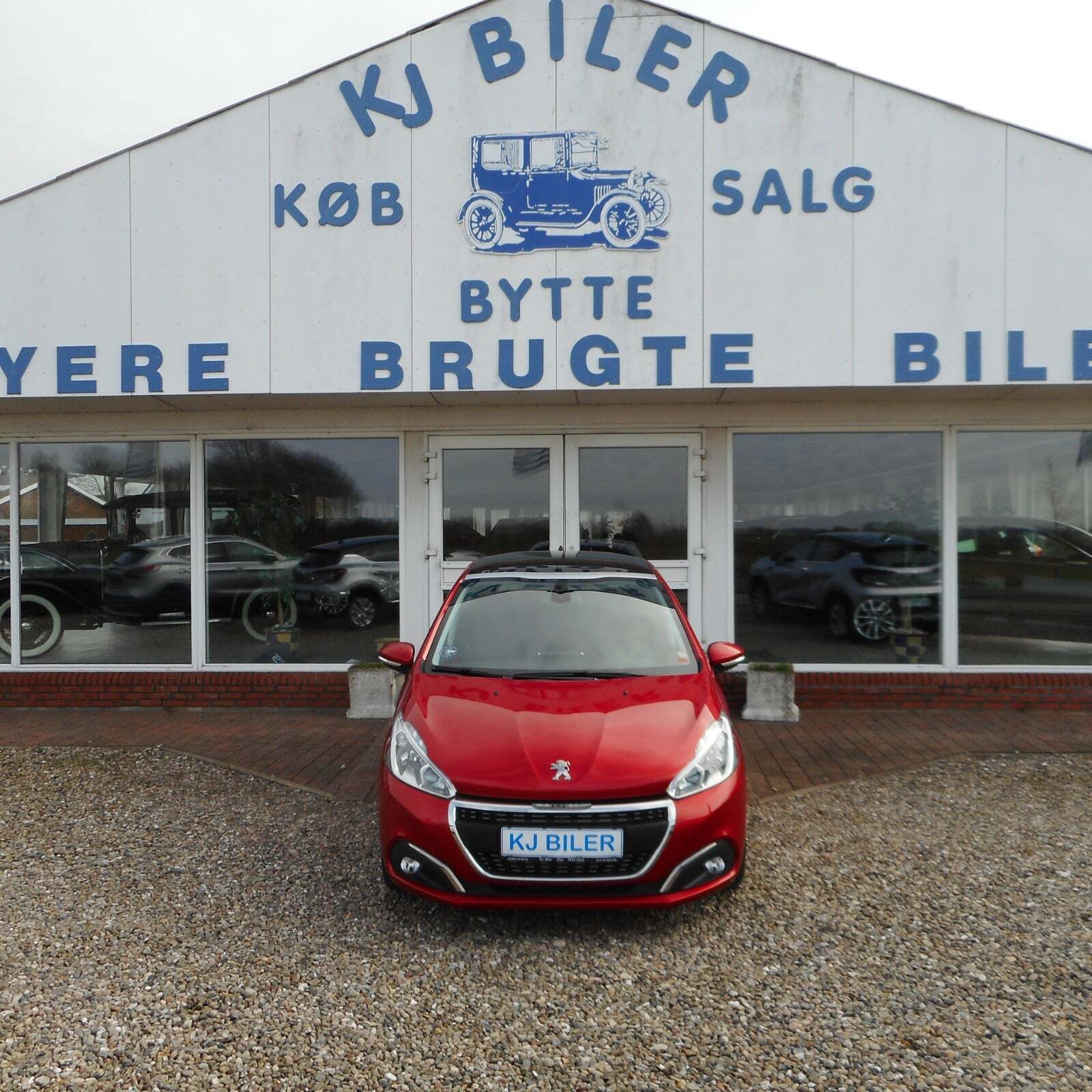 Peugeot 208 1,5 BlueHDi 100 Signature Sky