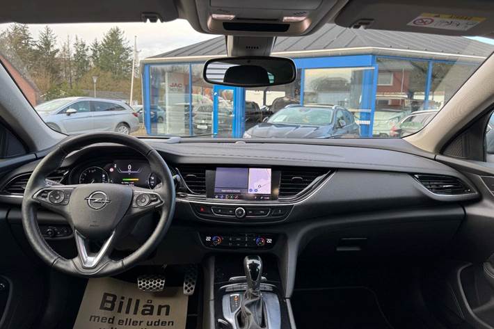 undefined Opel Insignia fra 2020