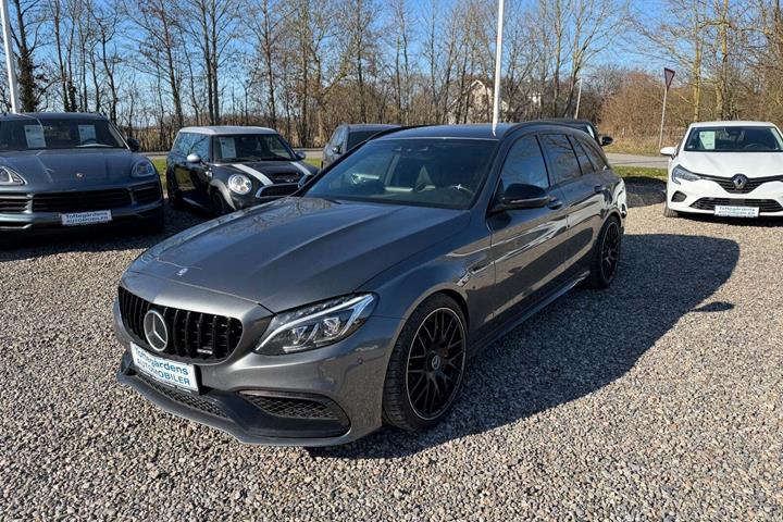 undefined Mercedes C63 fra 2017 set udefra
