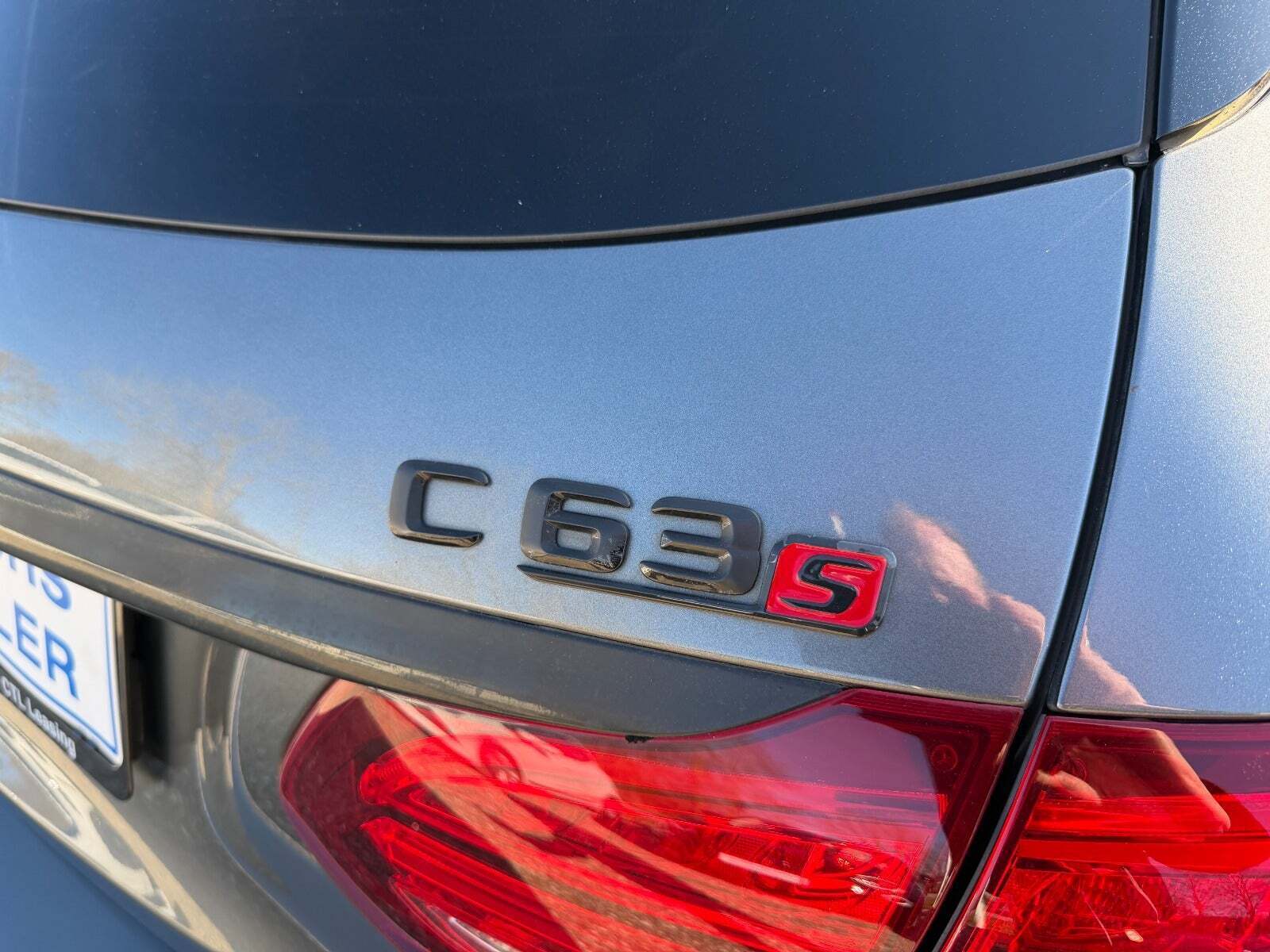 Mercedes C63 4,0 AMG S stc. aut.