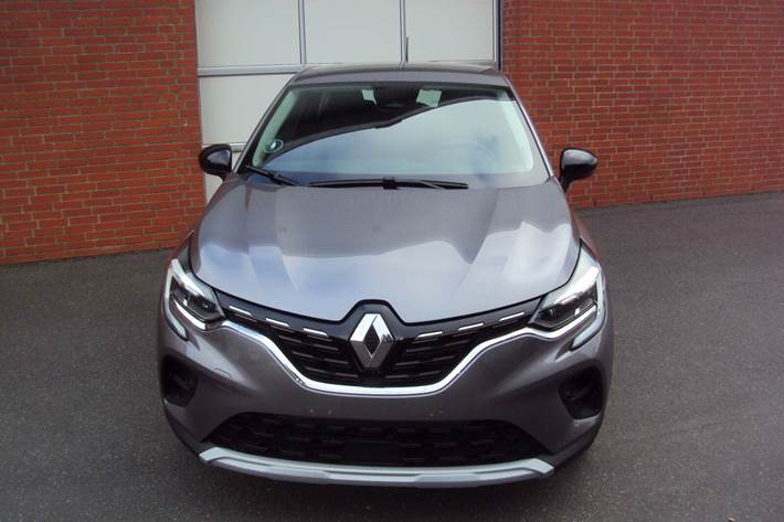 Grå Renault Captur fra 2020