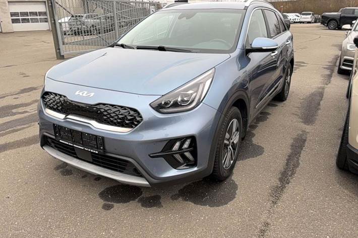 Blå Kia Niro fra 2022