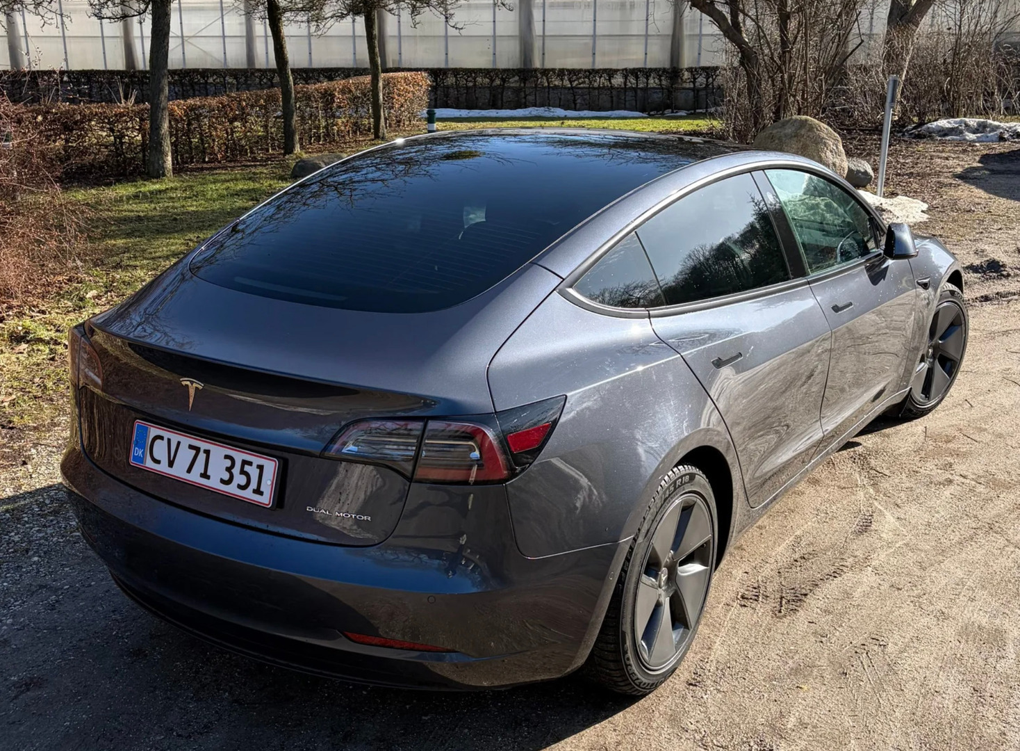 Tesla Model 3 Long Range AWD