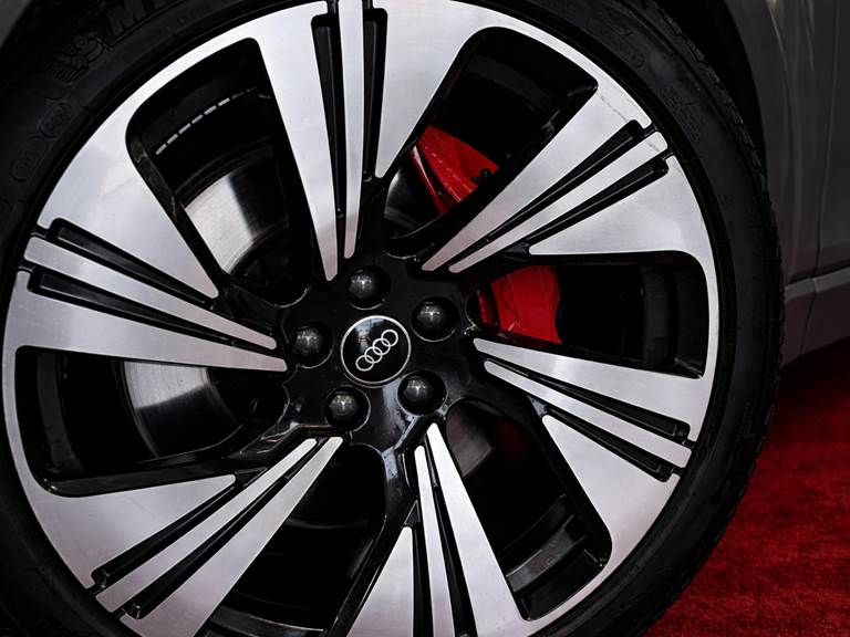 Audi Q8 e-tron 55 S-line Sportback quattro