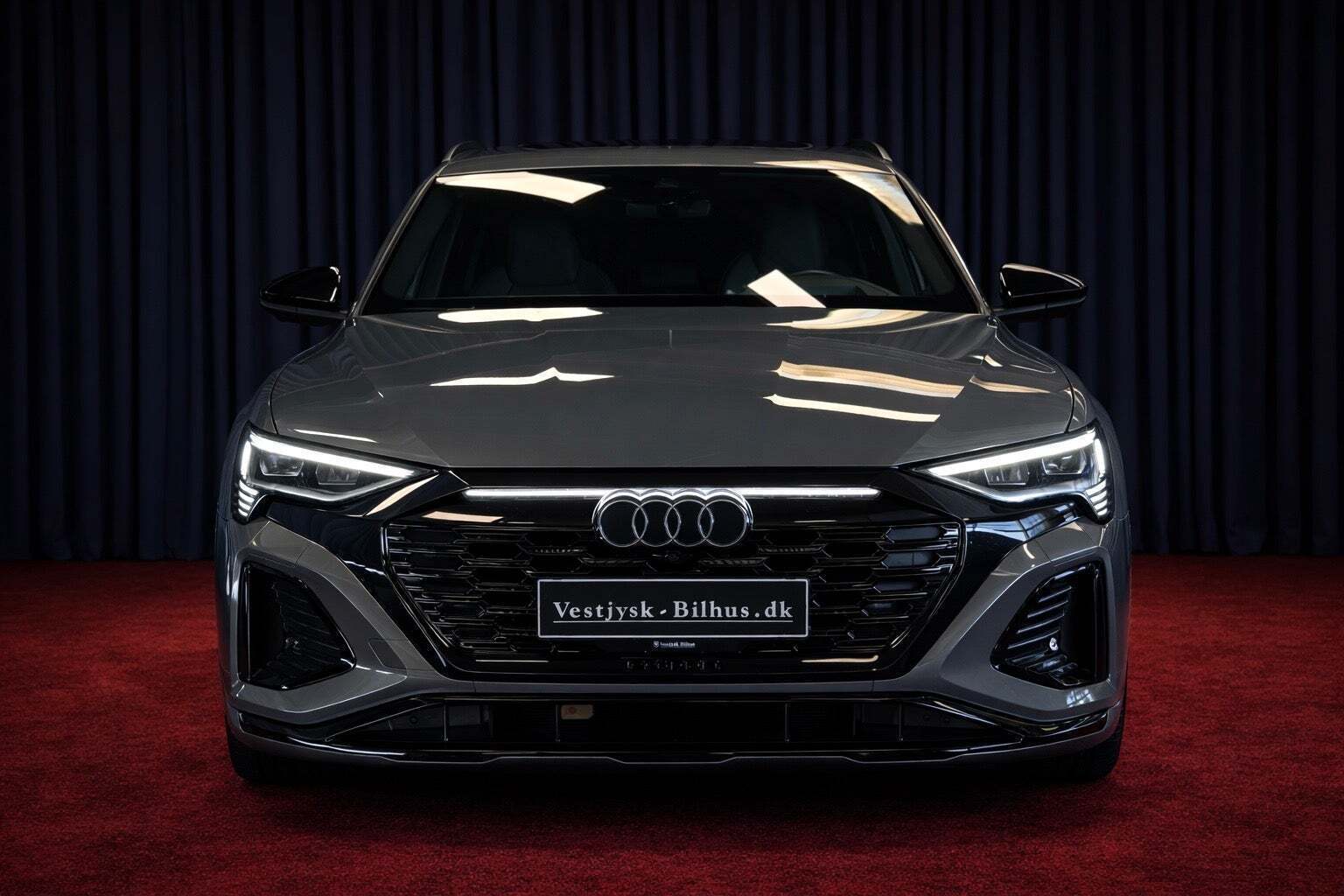 Audi Q8 e-tron 55 S-line Sportback quattro