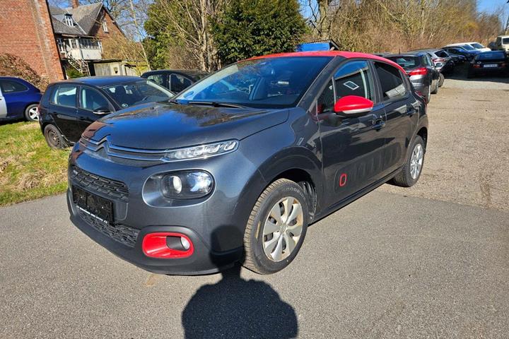 Grå Citroën C3 fra 2017 set udefra