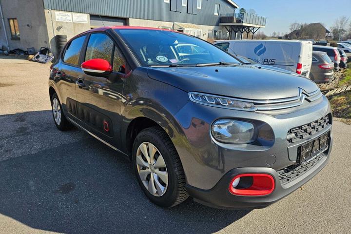 Grå Citroën C3 fra 2017