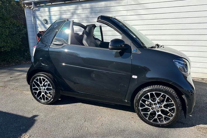 Sort Smart Fortwo fra 2022