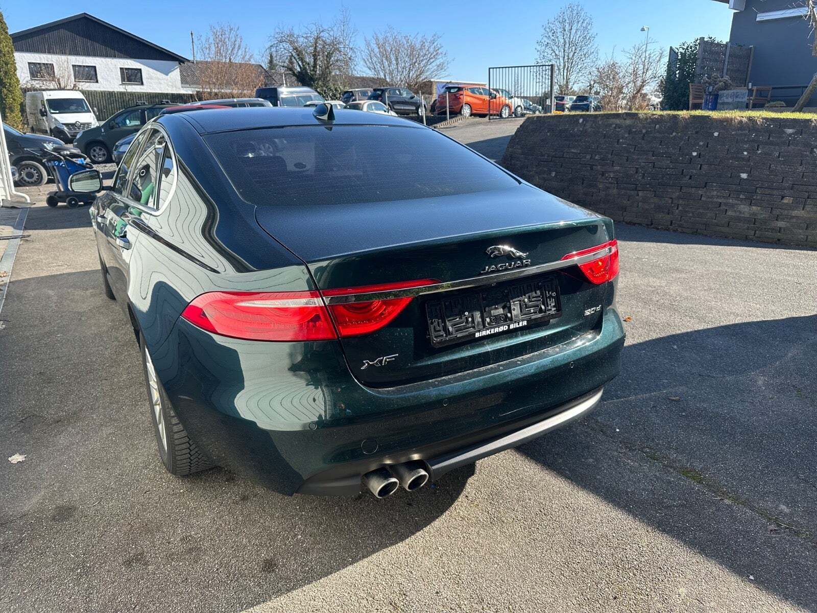 Grøn Jaguar XF fra 2017