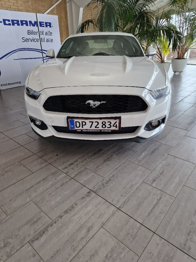 Ford Mustang 2,3 EcoBoost 314HK 2d 6g
