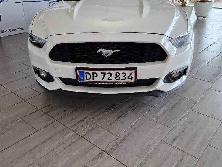 Ford Mustang 2,3 EcoBoost 314HK 2d 6g
