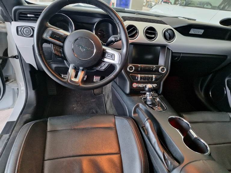 Ford Mustang 2,3 EcoBoost 314HK 2d 6g