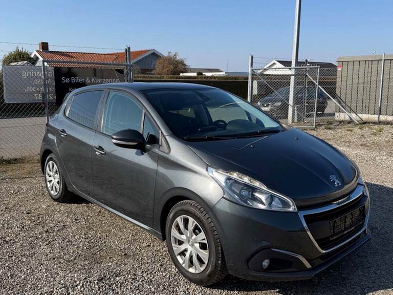 Peugeot 208 1,2 VTi 82 Chili+