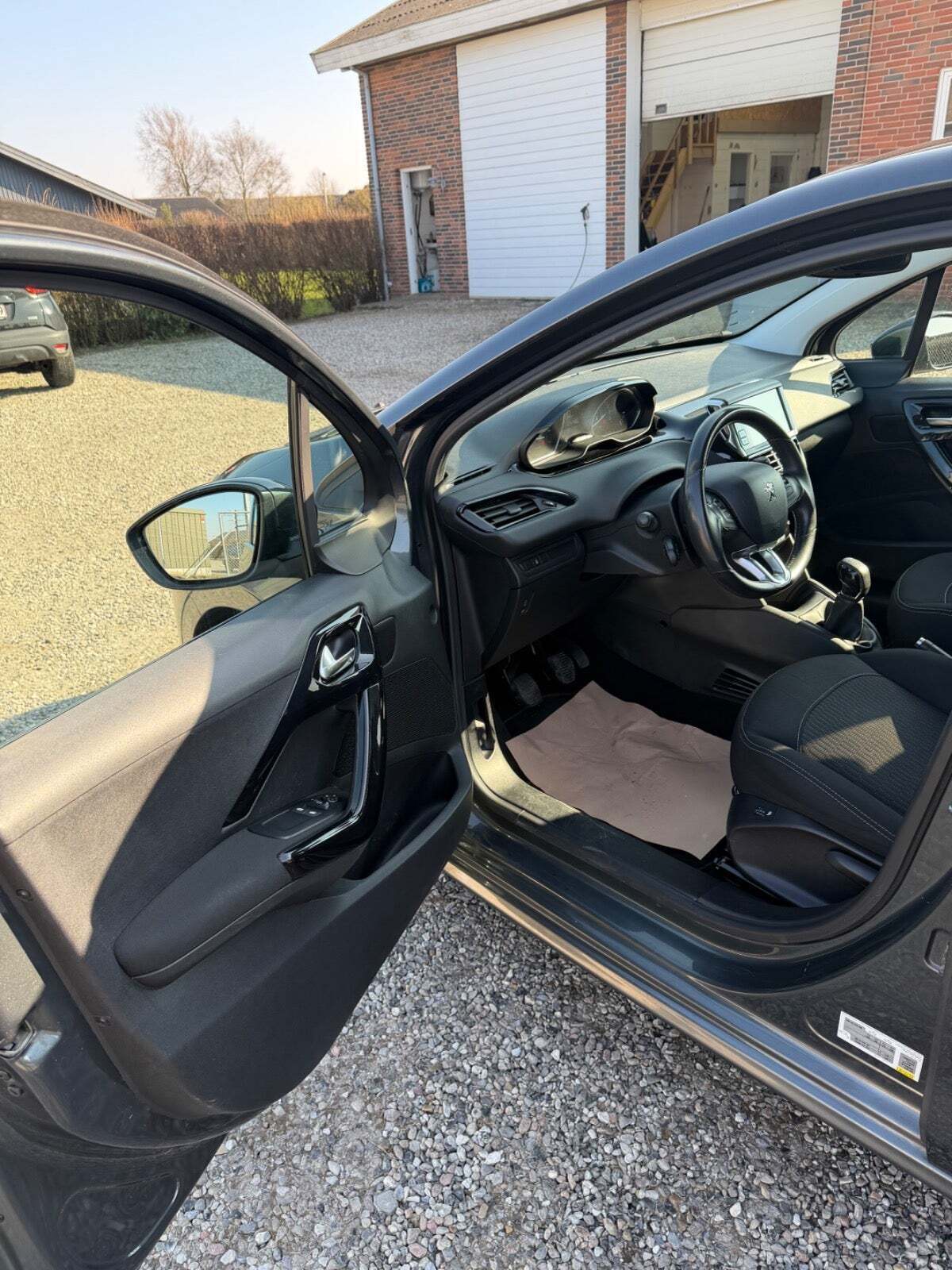 Peugeot 208 1,2 VTi 82 Chili+