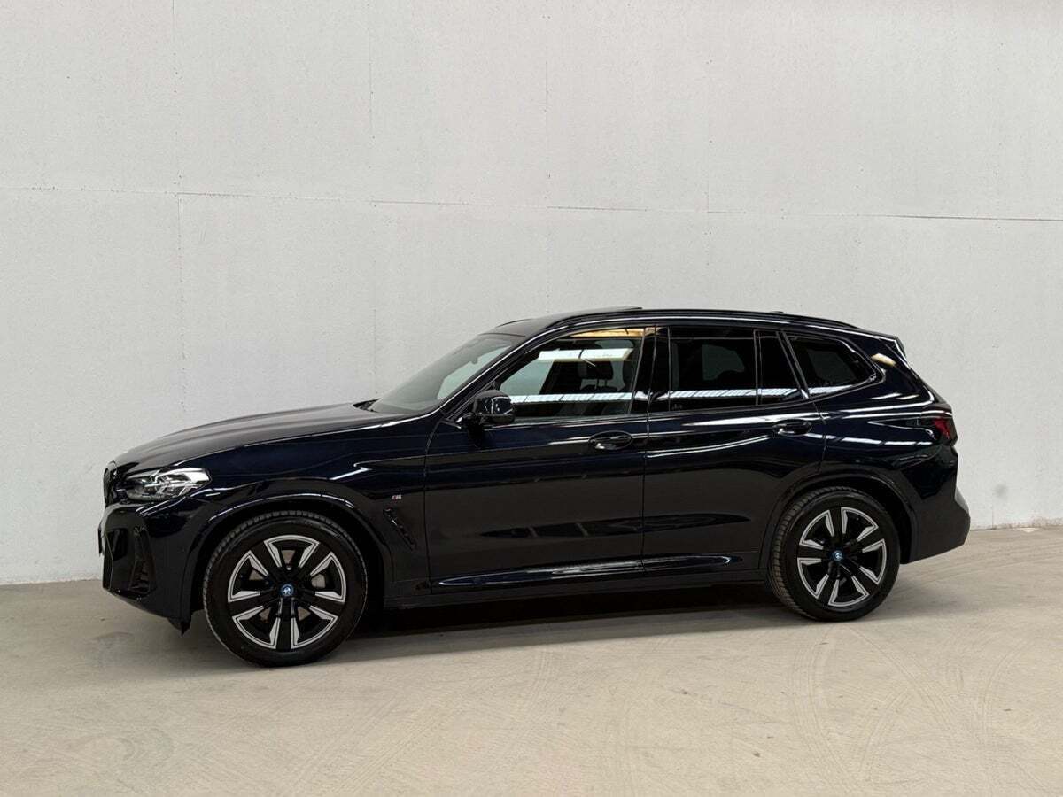 BMW iX3 Charged M-Sport