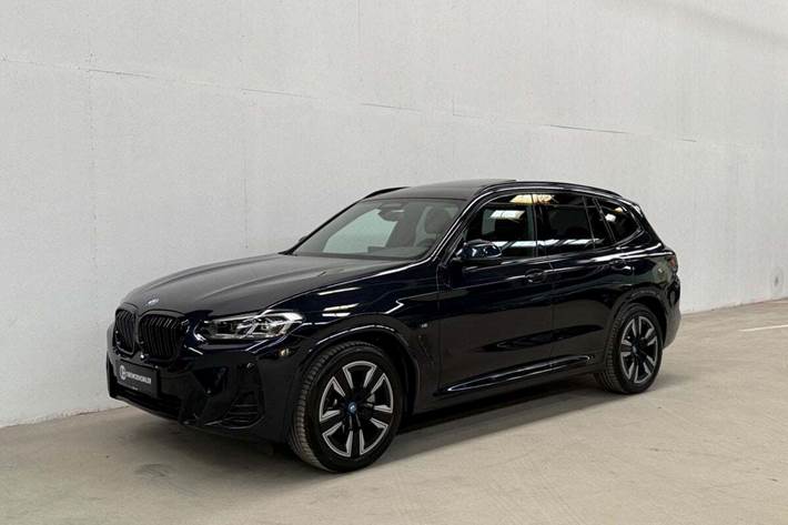 Sort BMW iX3 fra 2022