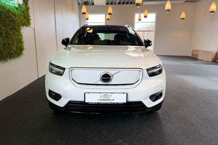 Hvid Volvo XC40 fra 2022