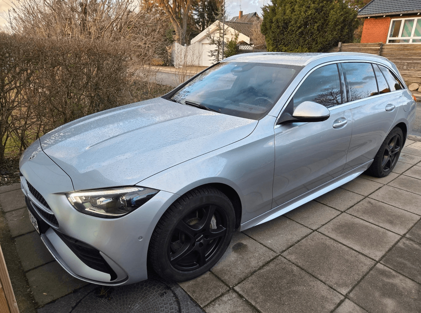 Mercedes C300 e 2,0 AMG Line stc. aut.