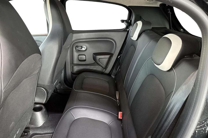 Sort Renault Twingo fra 2023