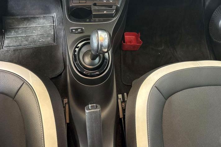 Sort Renault Twingo fra 2023