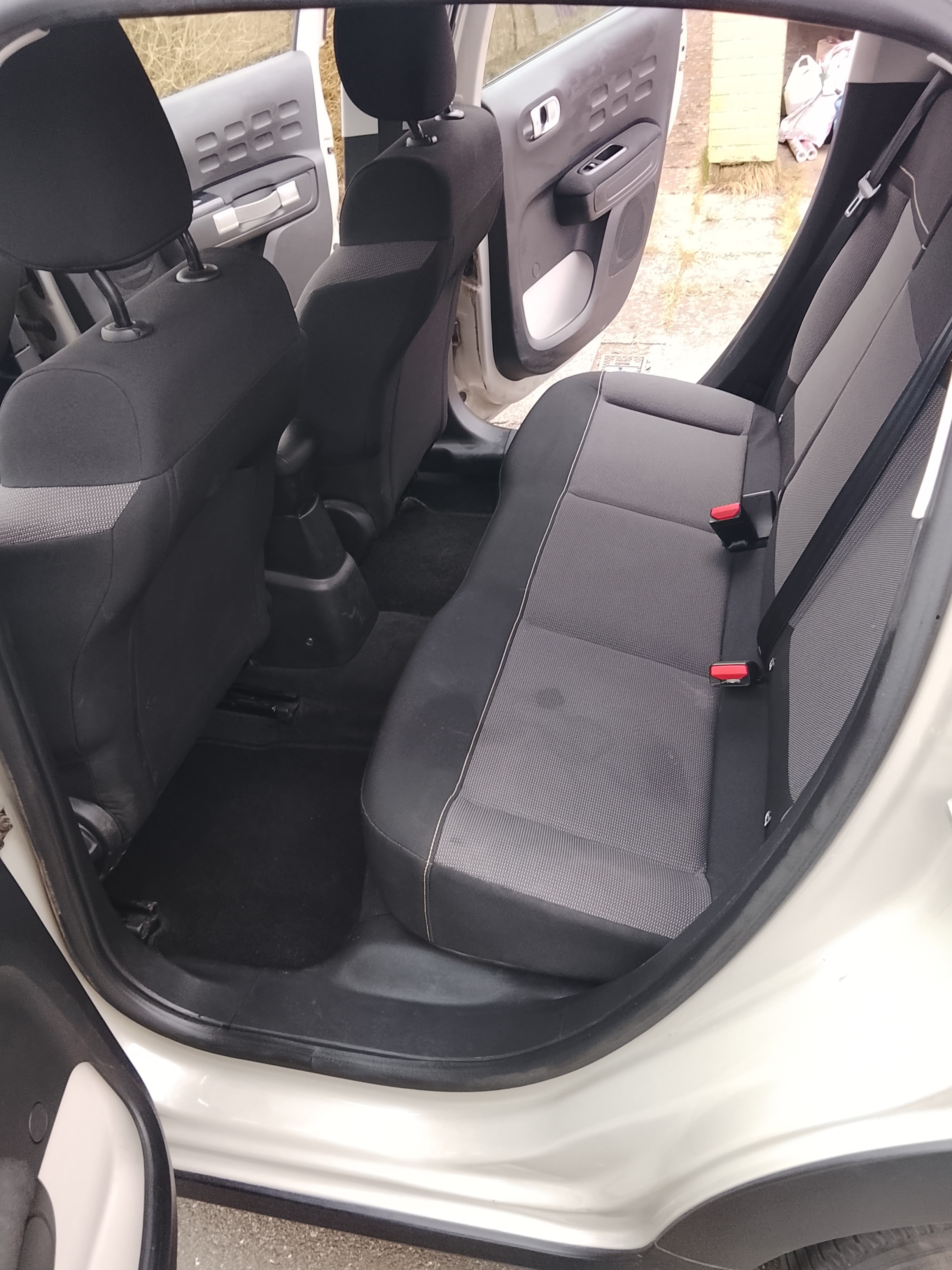 Citroën C3 1,2 PureTech 110 hk 4-dørs m. bagklap EAT6